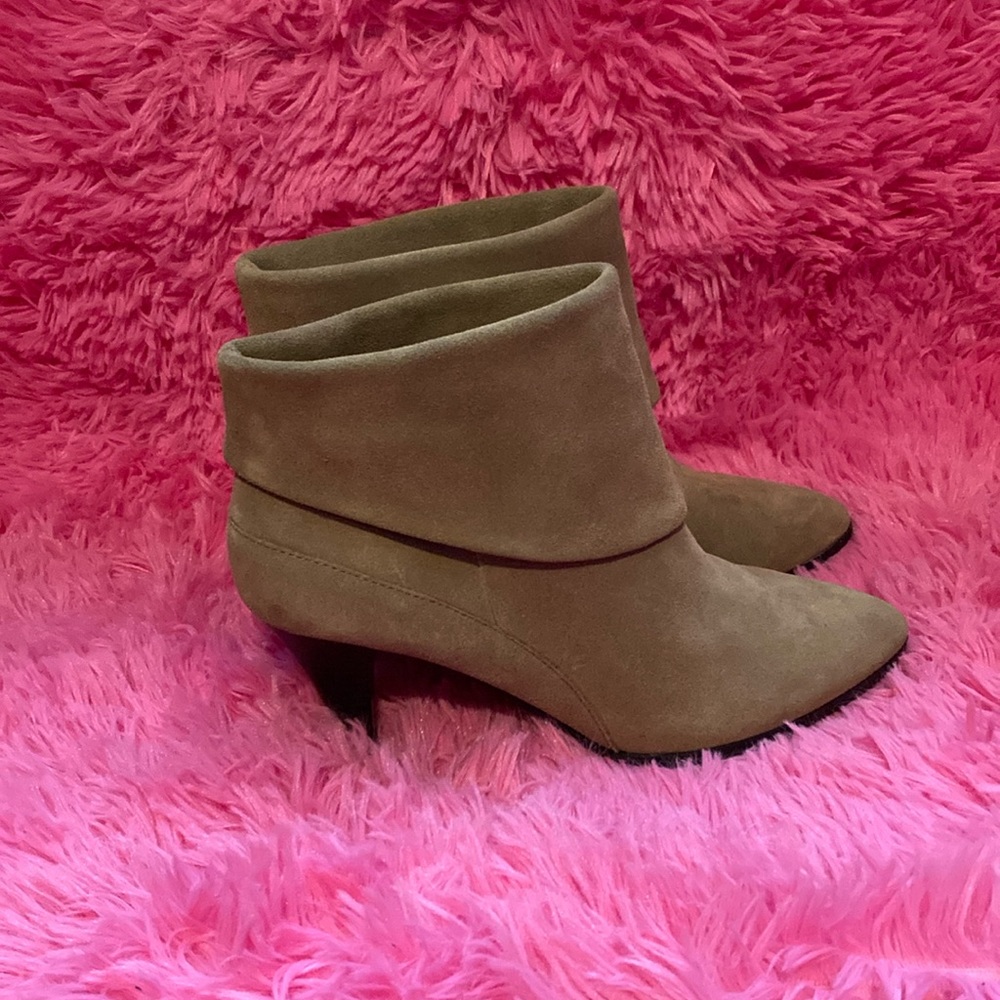 Suede 3.5” cone heel booties with rolled cuff and pointed toe size 7.5